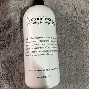 Philosophy face wash 946 ML never opened